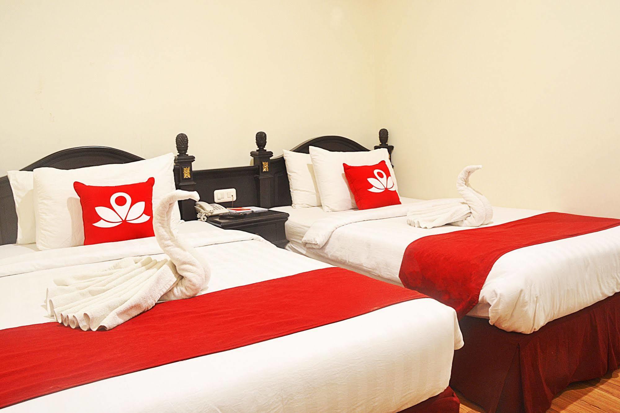 Zen Rooms Sultan Iskandar Muda Surabaya Eksteriør bilde