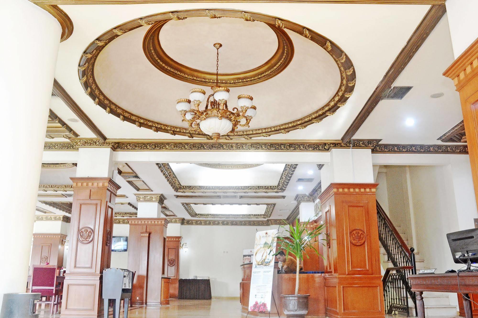 Zen Rooms Sultan Iskandar Muda Surabaya Eksteriør bilde